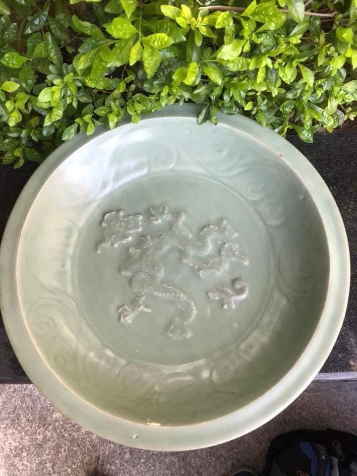 Yuan dynasty longquan Dragon plate
